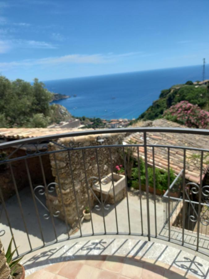 A casa da Daniela Taormina Exterior foto