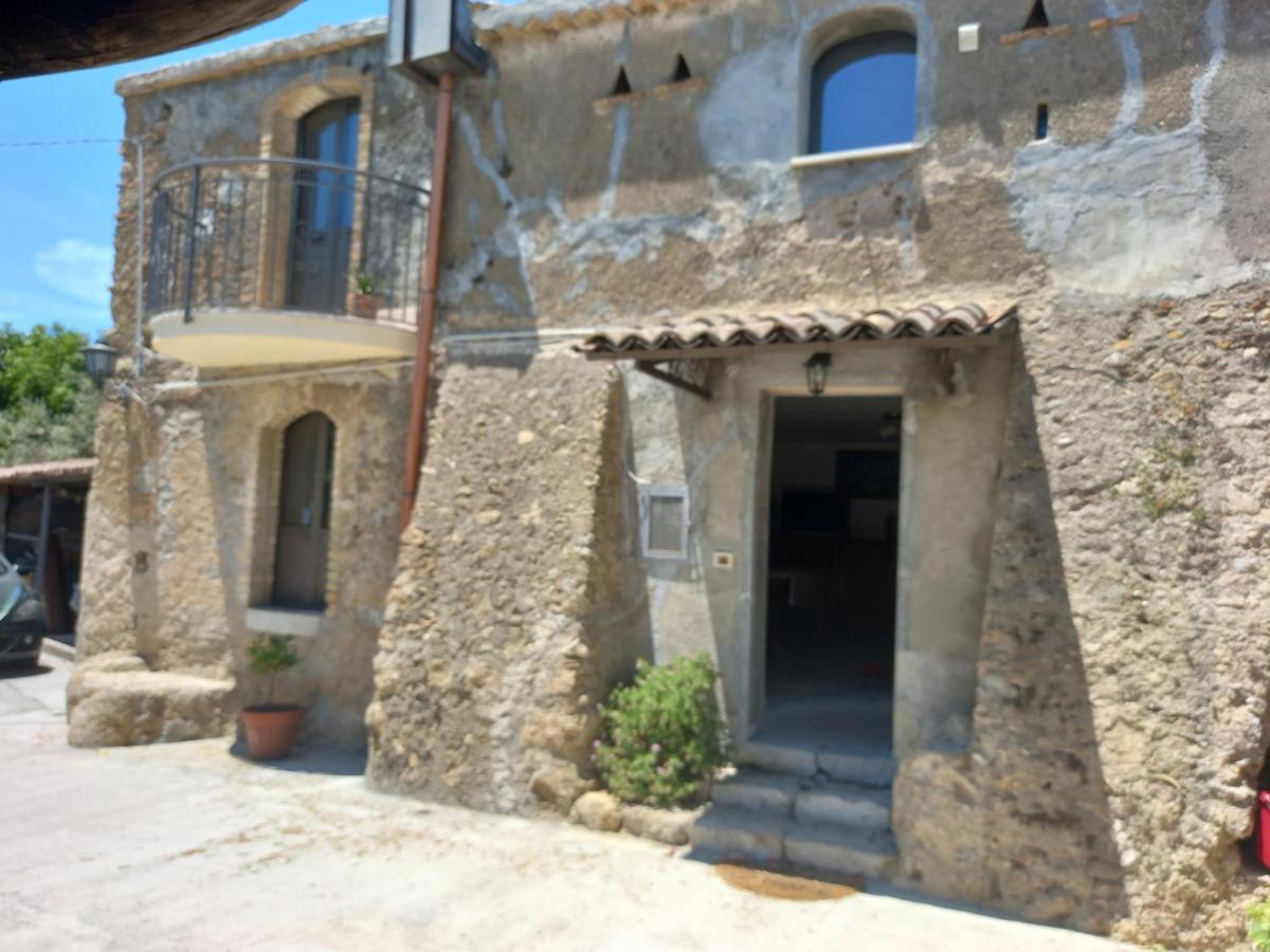 A casa da Daniela Taormina Exterior foto